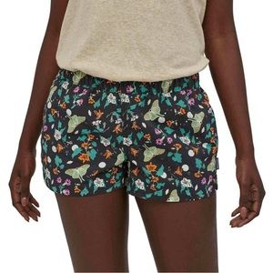 Women’s Patagonia Barely Baggies Shorts, medium, never worn.
